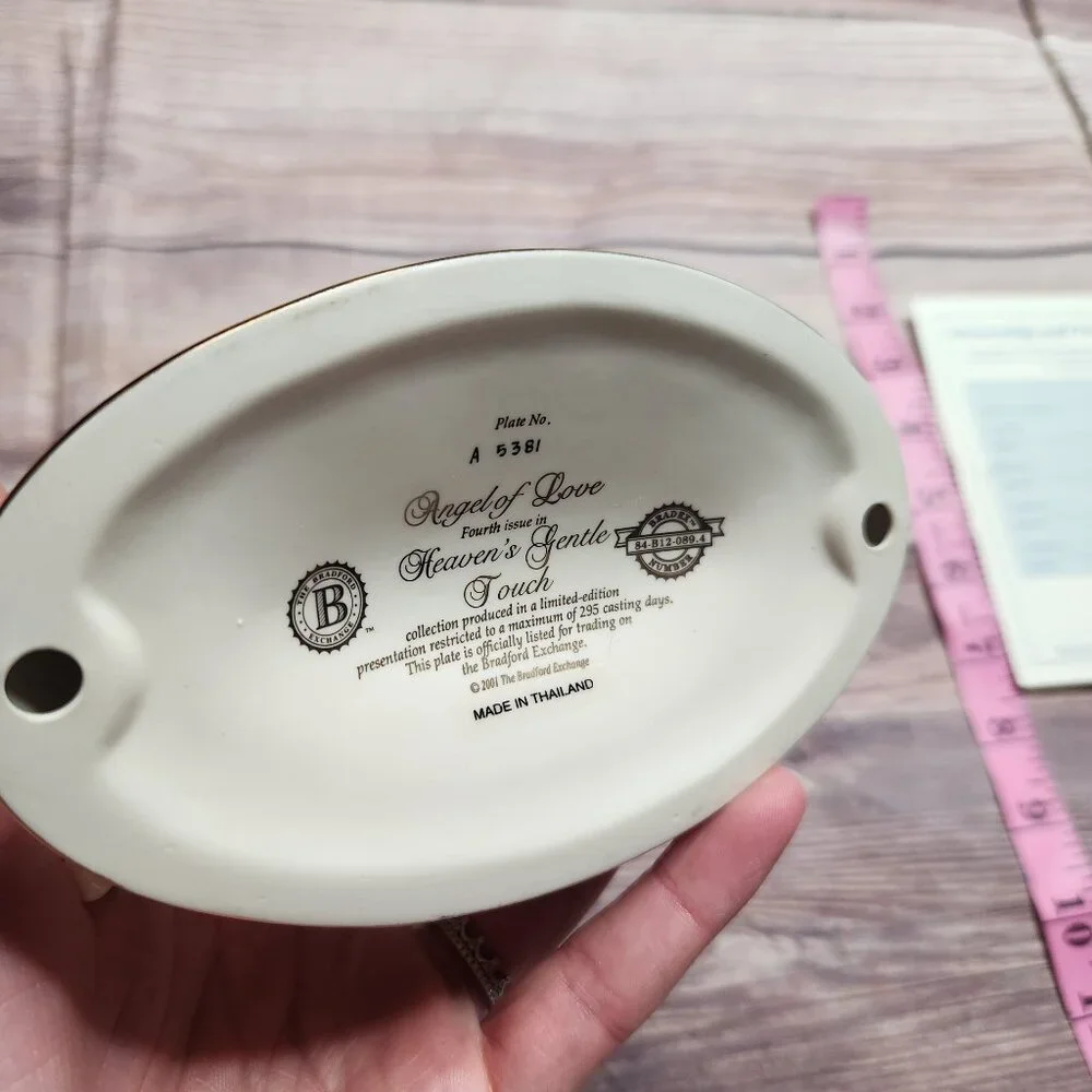 The Bradford Exchange Heavens Gentle Touch "Angel Of Love" RN Nurse Figurine - Picture 4 of 9